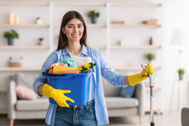 unique qualities of acidic and alkaline cleaners